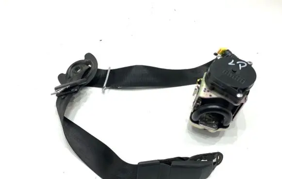 Audi A4 S4 B9 8W Front seatbelt 635372600