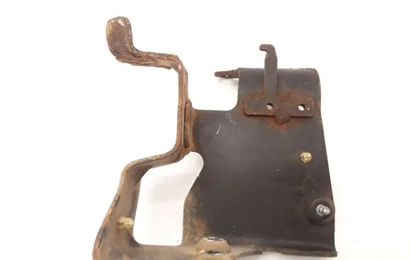 Ford Maverick ABS pump bracket 