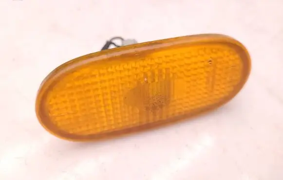 Mercedes-Benz Sprinter W906 Front fender indicator light A0038202956