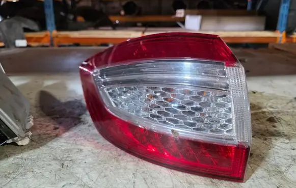 Rear/tail lights