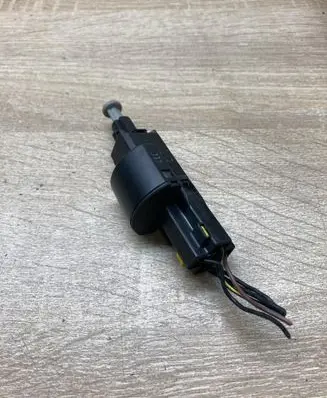 Opel Astra G Brake pedal sensor switch 09132299 09175172