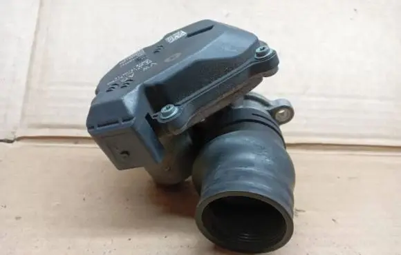 Audi A4 S4 B9 EGR valve 04L131501B 00018