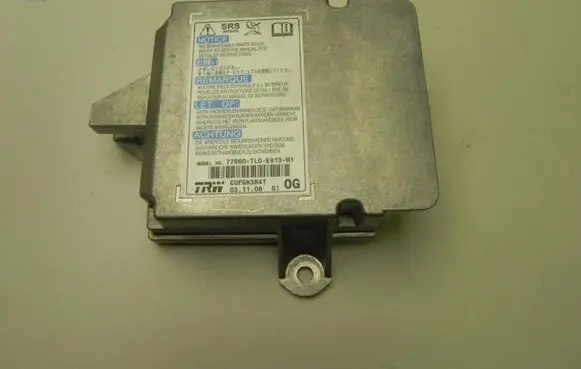 Honda Accord Airbag control unit/module 77960TLOE913M1 M1361
