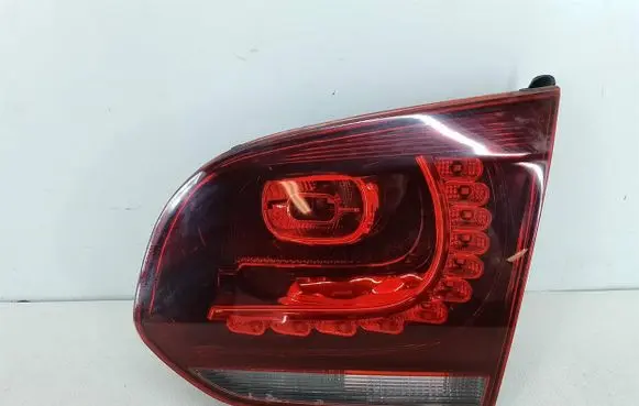 Volkswagen Golf VI Rear/tail lights 15-441-1326R