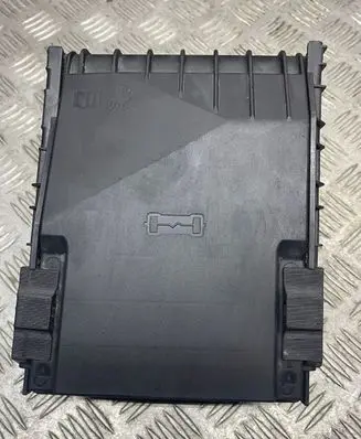 Volkswagen Caddy Fuse box set 1K0937125A 014189871 1K0937132F
