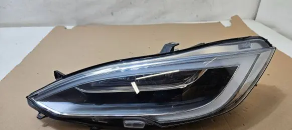 Tesla Model S Headlight/headlamp 106504500C