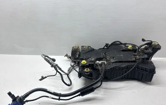 Citroen C5 Aircross AdBlue liquid reservoir 9810609780