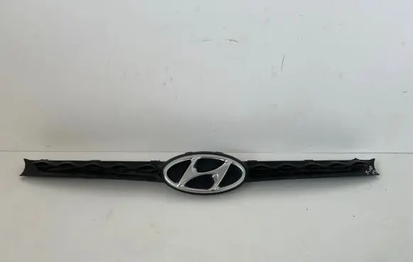 Hyundai i10 Front bumper upper radiator grill 86351B9000