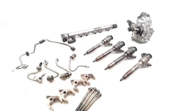 BMW 1 E82 E88 Fuel injection system set 7798446 0445010506 0445110289