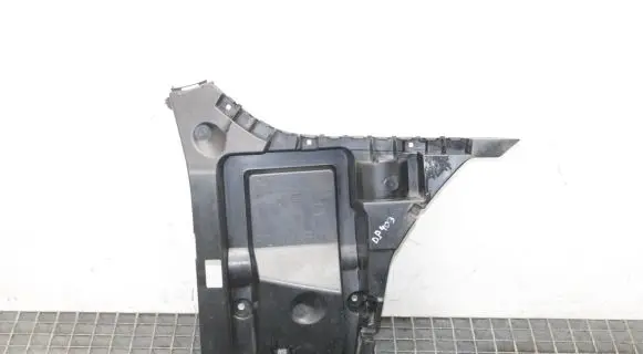 BMW 6 F12 F13 Rear bumper mounting bracket 8050386