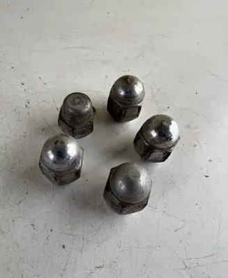 Toyota RAV 4 (XA20) Nuts/bolts 