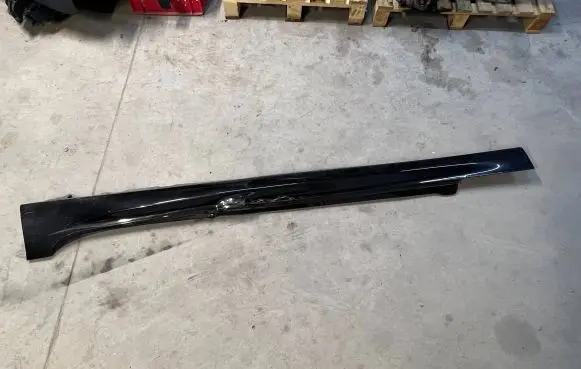 BMW 6 F06 Gran coupe Sill 8052653 51778052653