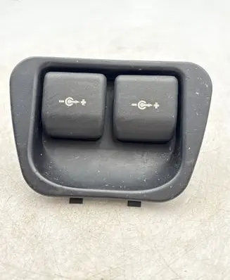 BMW X5 E53 12 V Socket (rear) 8254339