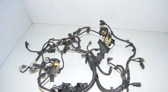 BMW 1 F40 Engine installation wiring loom 8490203 12518490203