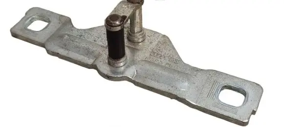Audi TT TTS Mk2 Loading door lock loop/hook striker 8P4827507