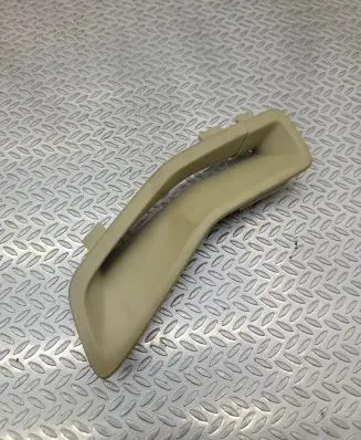 Volvo XC60 Seat belt trim 01287355