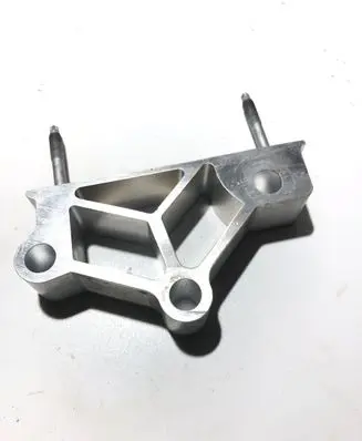 Audi A8 S8 D4 4H Engine mounting bracket 4H0857022A