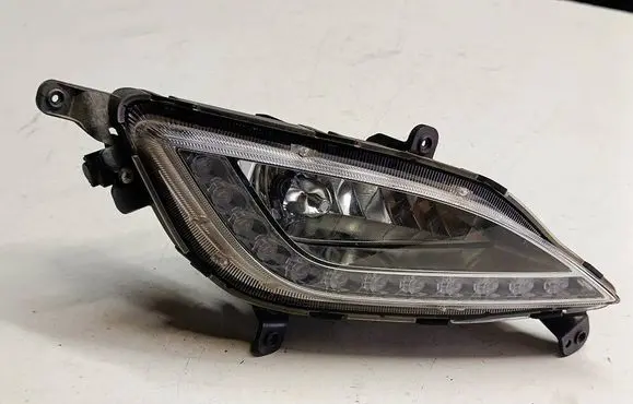 Hyundai i30 Front fog light 92202A61T9 92202A61