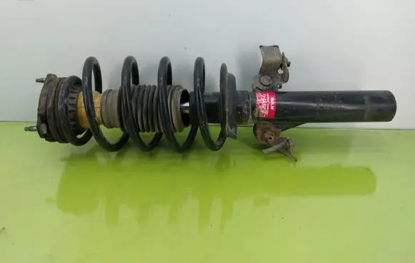 Ford Mondeo Mk III Front shock absorber with coil spring 