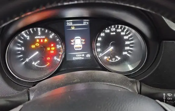 Speedometer (instrument cluster)