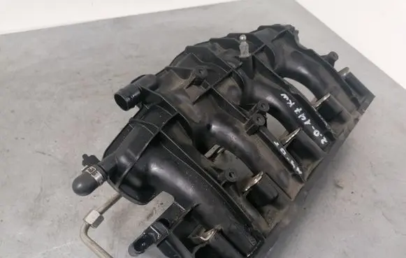 Audi A4 S4 B7 8E 8H Intake manifold 06F133201N