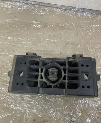 Mercedes-Benz GLE (W166 - C292) Jacking socket point A1666900334 2124