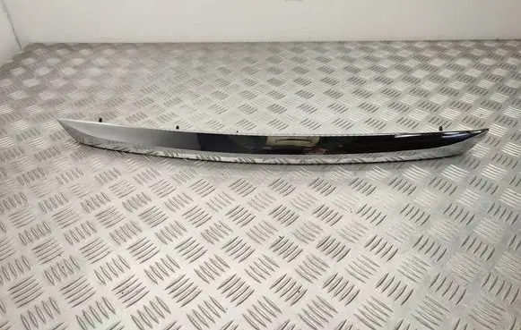 Toyota Avensis T270 Trunk door license plate light bar 7680105170