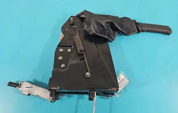 Handbrake/parking brake lever assembly