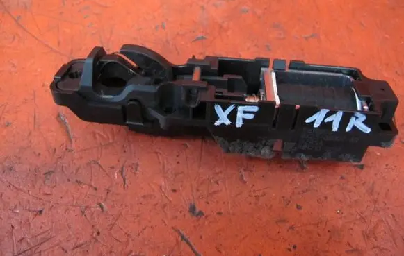 Jaguar XF X250 Glove box lock 8X23-06002-AD