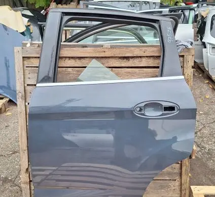 Ford Focus C-MAX Rear door