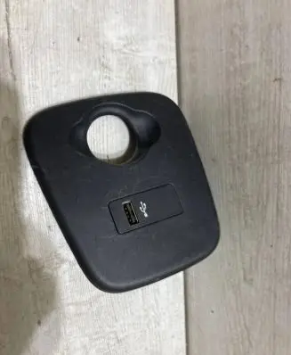 Mini One - Cooper F56 F55 USB socket connector 6820397