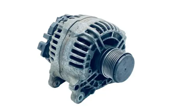 Volkswagen PASSAT B6 Generator/alternator 06F903023F