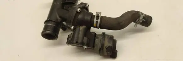 Thermostat/thermostat housing