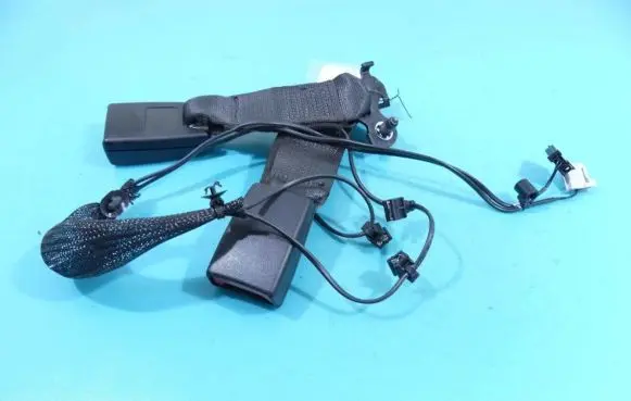Opel Zafira C Front seatbelt 13251490 IMPRK1268666