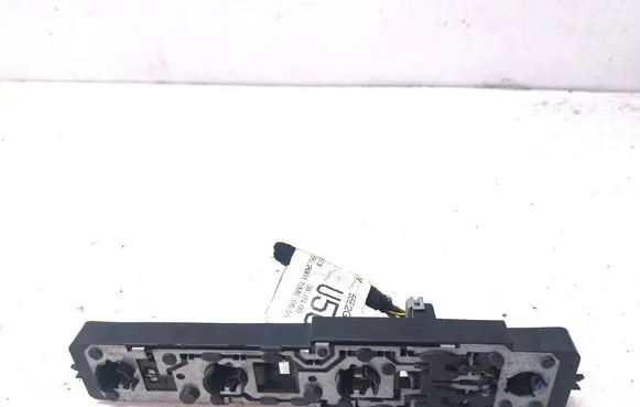 Opel Omega B2 Tail light bulb cover holder 14357700