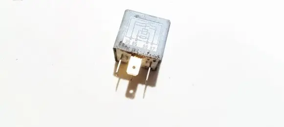 Volkswagen PASSAT B5 Other relay 443951253k 899512000