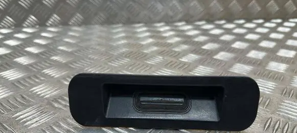 Opel Zafira C Tailgate opening switch 13271375