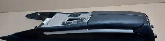 BMW 7 F01 F02 F03 F04 Panel drawer/shelf pad 