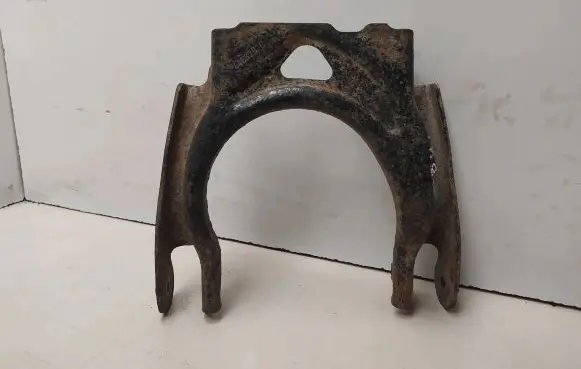 Peugeot 407 Front lower control arm/wishbone 446328C