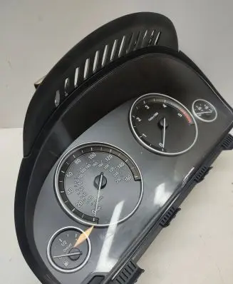 BMW 5 F10 F11 Speedometer (instrument cluster) 924934701 211994806