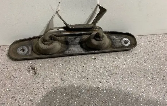 Muffler mount bracket/holder