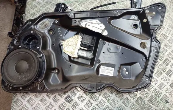 Volkswagen PASSAT B6 Front window lifting mechanism without motor 3C1837756G 0638150036 981220108