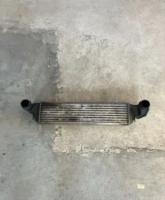 BMW 3 E46 Intercooler radiator 2246795