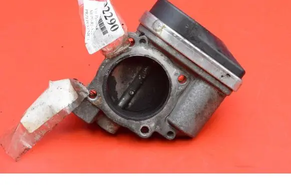 Volkswagen PASSAT B5.5 Throttle body valve 06F133062
