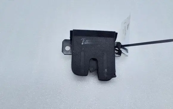 Volkswagen Touareg I Tailgate/trunk/boot lock/catch/latch 7L6827505