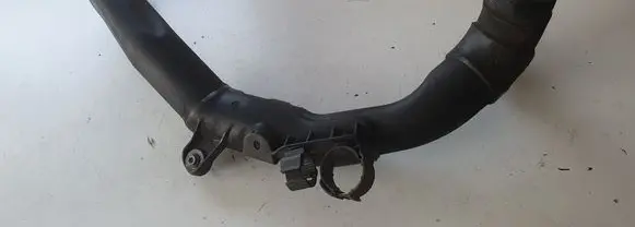 Skoda Rapid (NH) Turbo air intake inlet pipe/hose