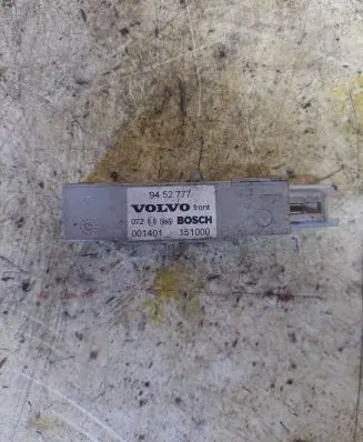 Volvo S60 Airbag deployment crash/impact sensor 9452777 147916