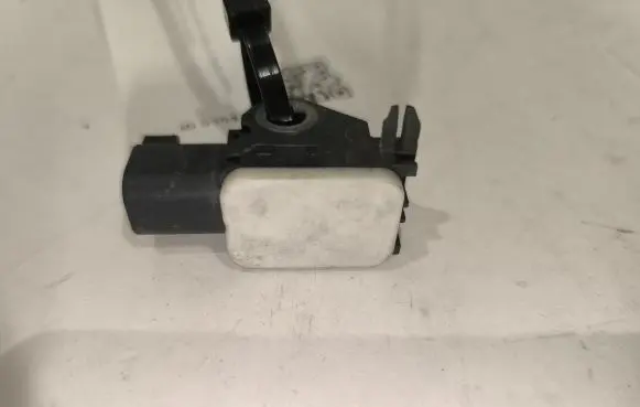 Volvo V70 Airbag deployment crash/impact sensor 31264396