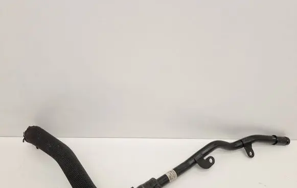 Volkswagen Tiguan Engine coolant pipe/hose 06K121085H 31122016