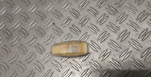 KIA Sorento Front fender indicator light 